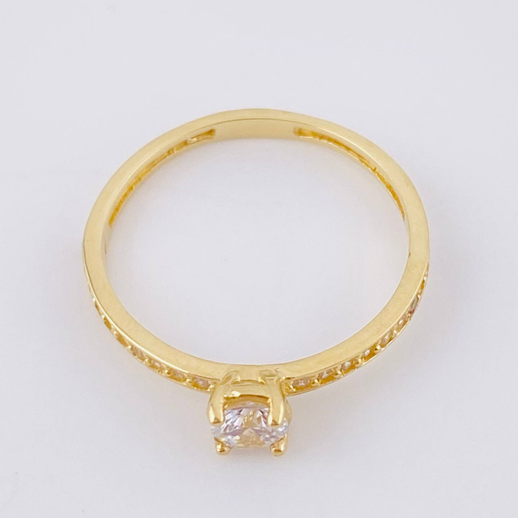 Anillo Solitario Tupido 1.45 g / T6 3/4 Oro Amarillo 18K