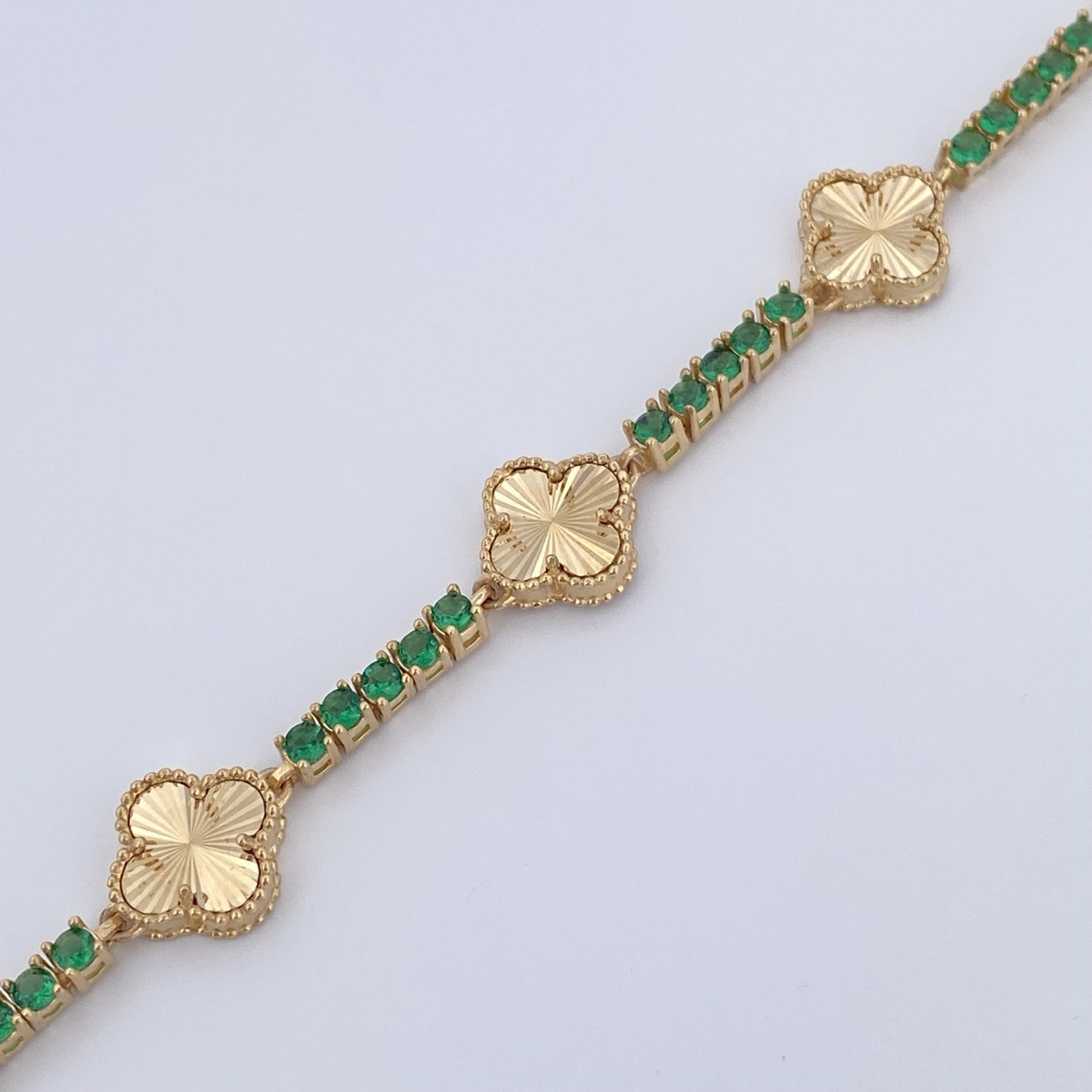 Pulso Tenis Trebol 14.85gr / 18.3cm / Oro Amarillo Nac.Esp. 18K $