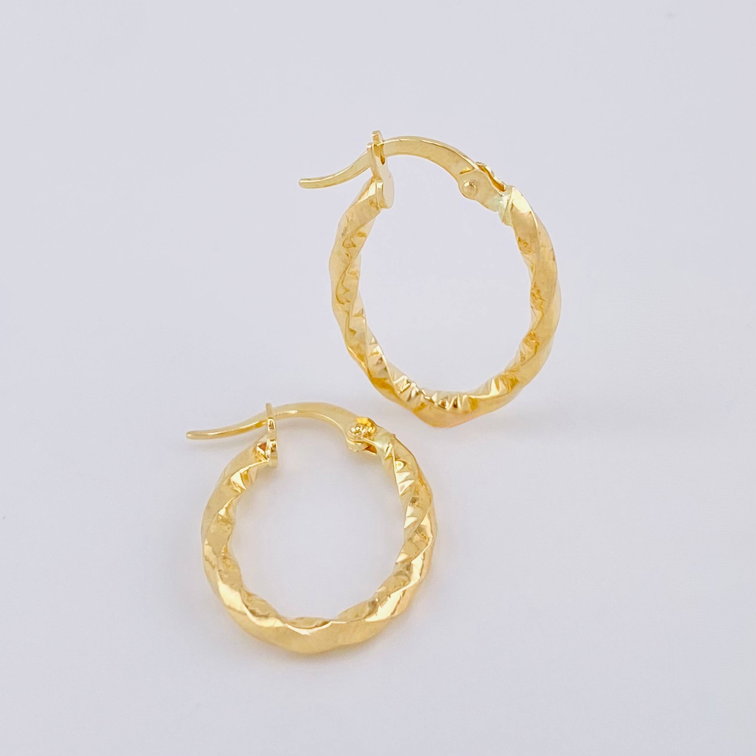 Candongas Dyla 1.3gr / 2.3cm / Oro Amarillo 18K *