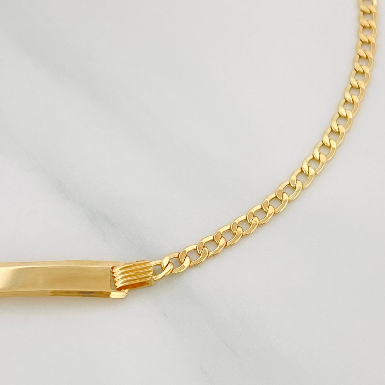 Pulso Placa Rectangular 1.7 g / 16 cm / 1.26 mm Oro Amarillo 18K