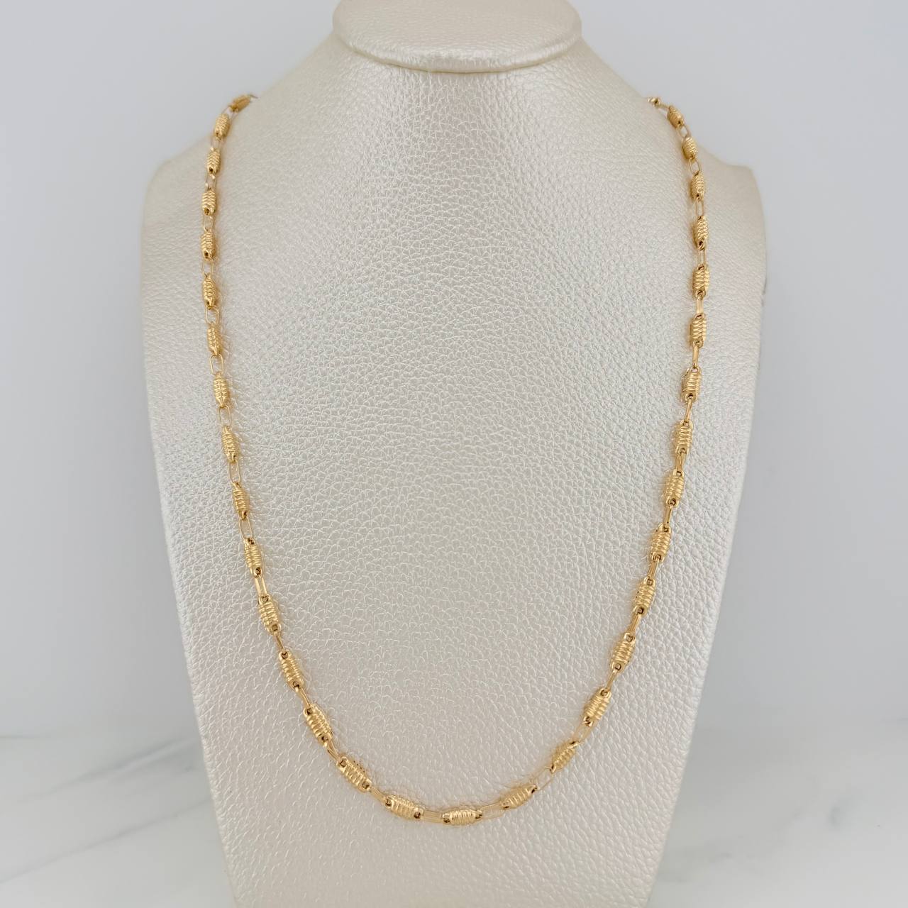 Cadena Rustica Barril 7.7 g / 61 cm / 3 mm Oro Amarillo 18K
