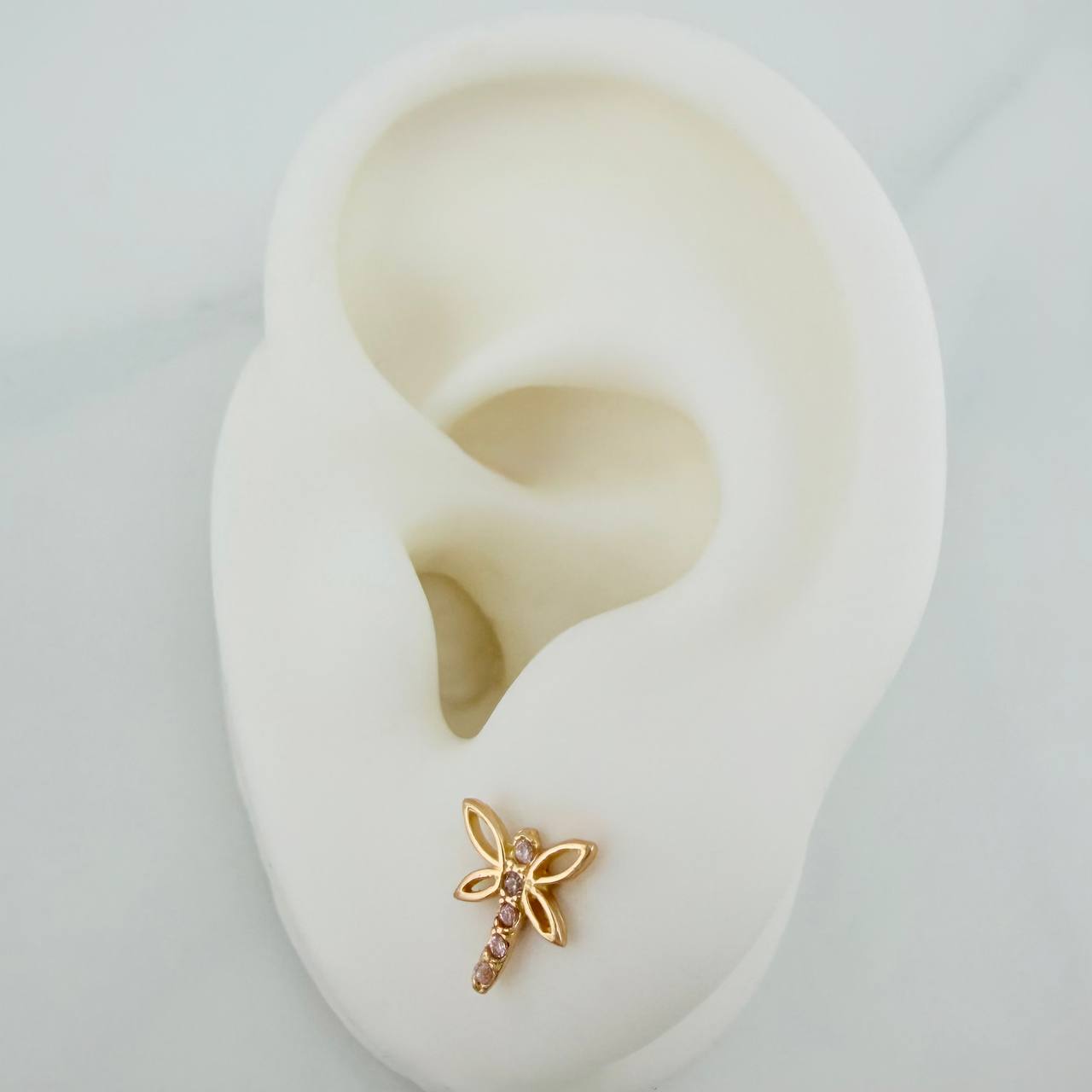 Topos Libelula 0.85gr / 7.9mm Oro Amarillo 18K %