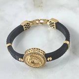 Pulso Caballo Circulo Texturizado 15.6gr / 19cm / Correa Silicona Negro Circones Blancos Oro Amarillo 18K