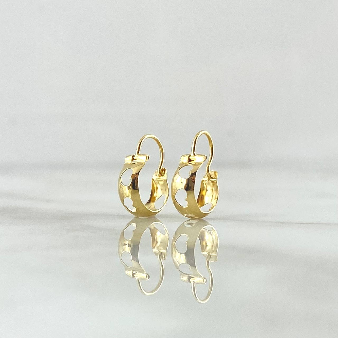 Candongas Ash Corazones 0.55gr / 1.4cm / Lisas Oro Amarillo 18K ©