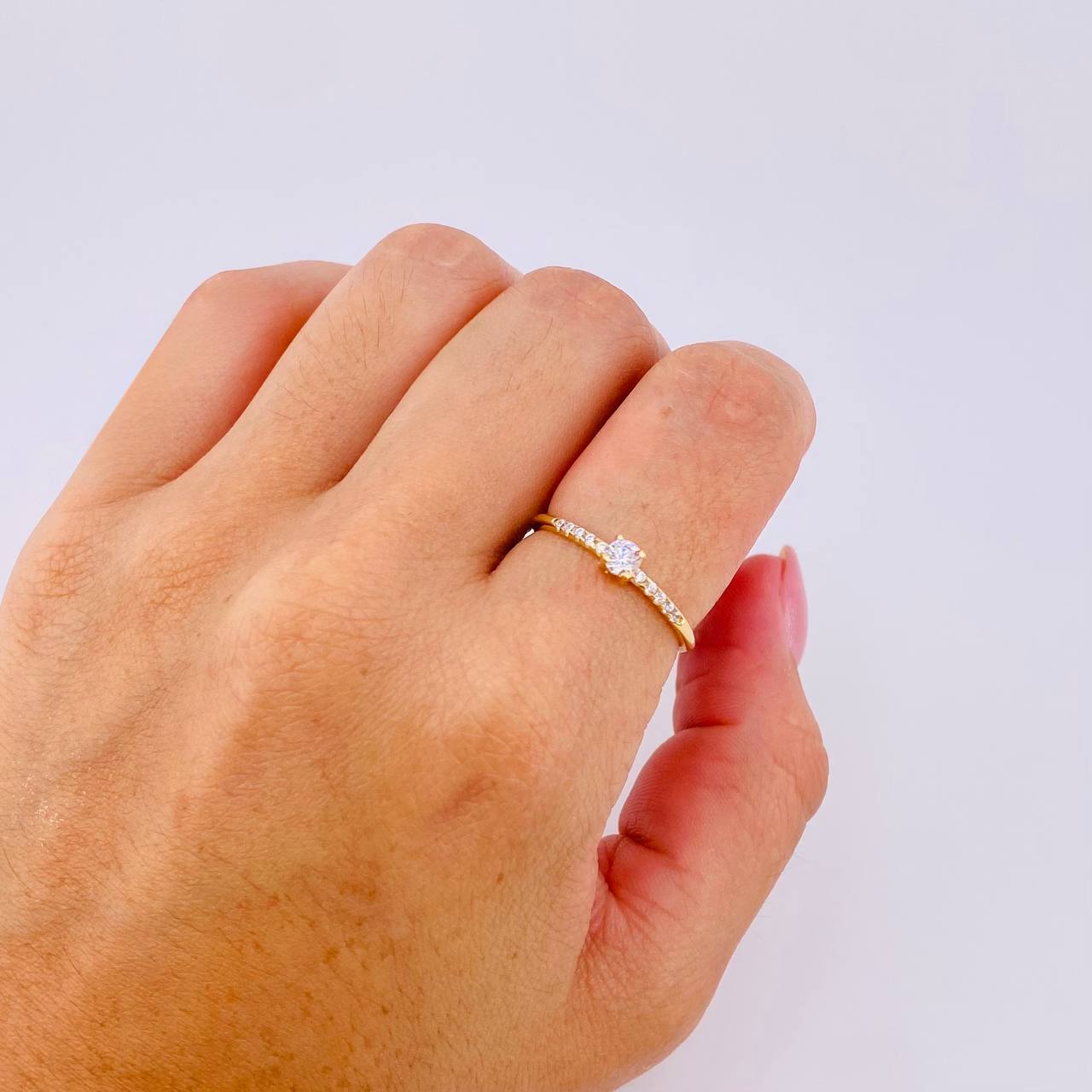 Anillo Solitario Tupido 1.6gr / T7 / Oro Amarillo 18K *