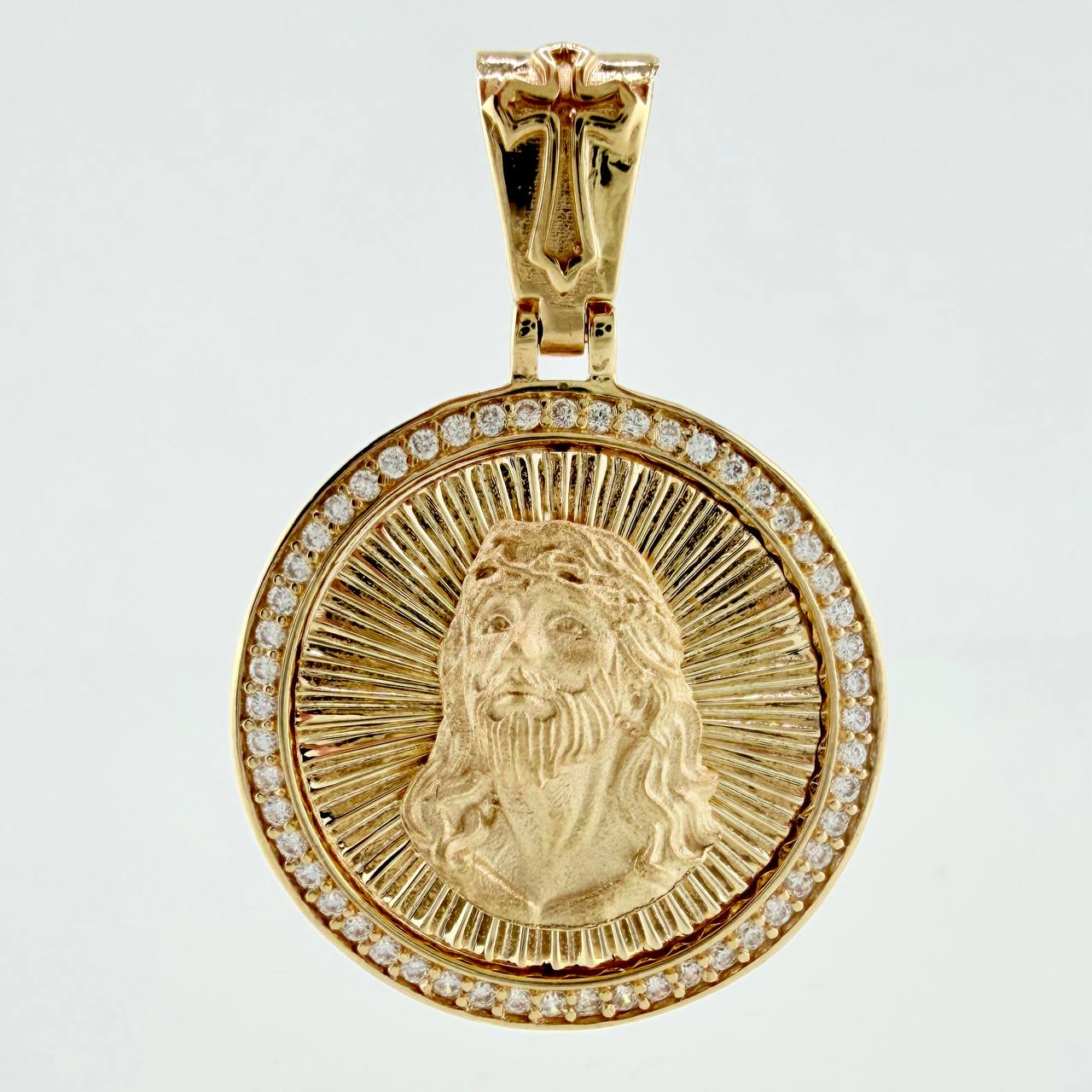 Dije Medalla Rostro Jesus 5.3gr / 3.1cm / Oro Amarillo 18K