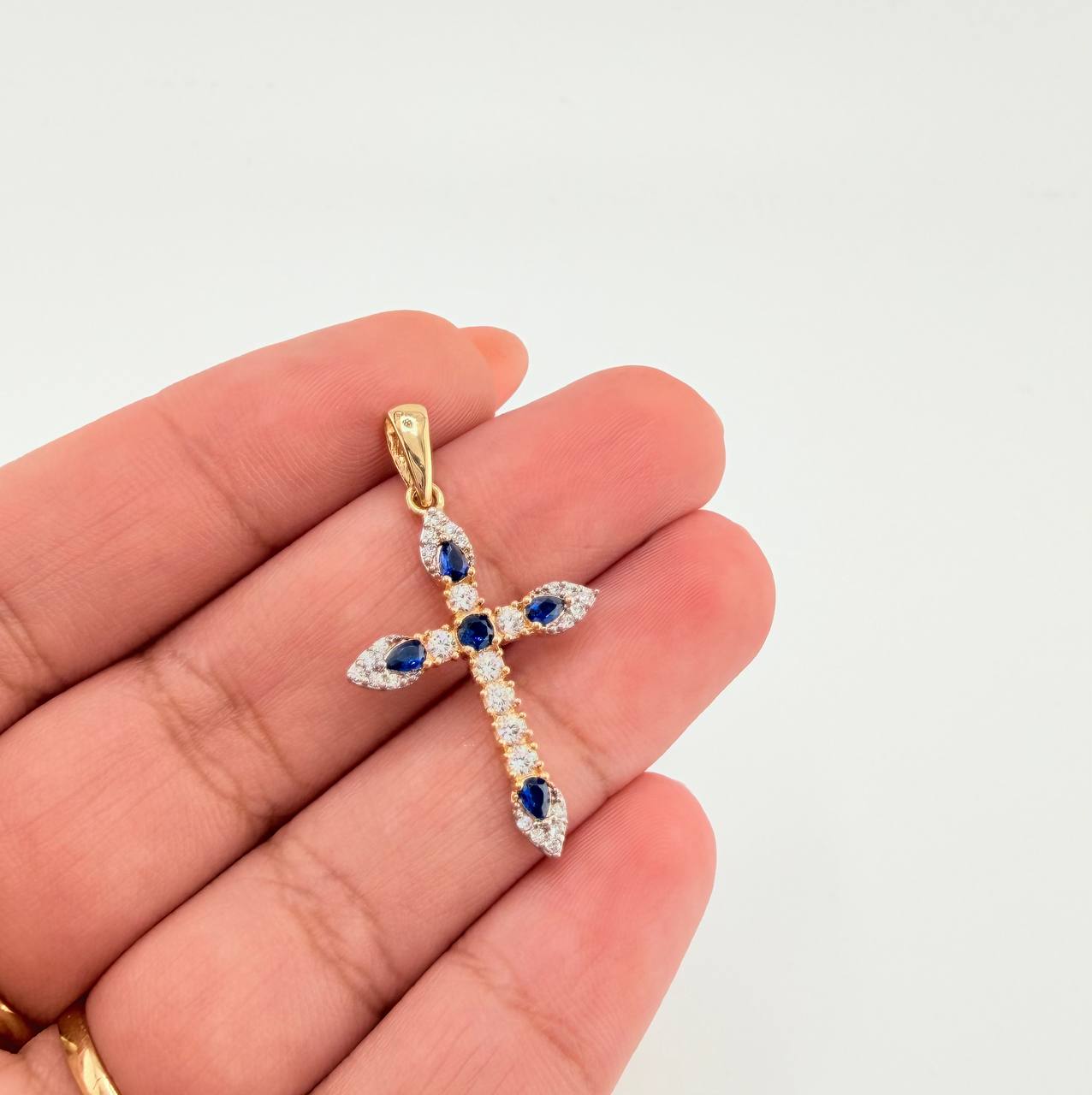 Dije Cruz Tupida 1.95gr / 3.5cm / Dos Oros Amarillo Blanco 18K