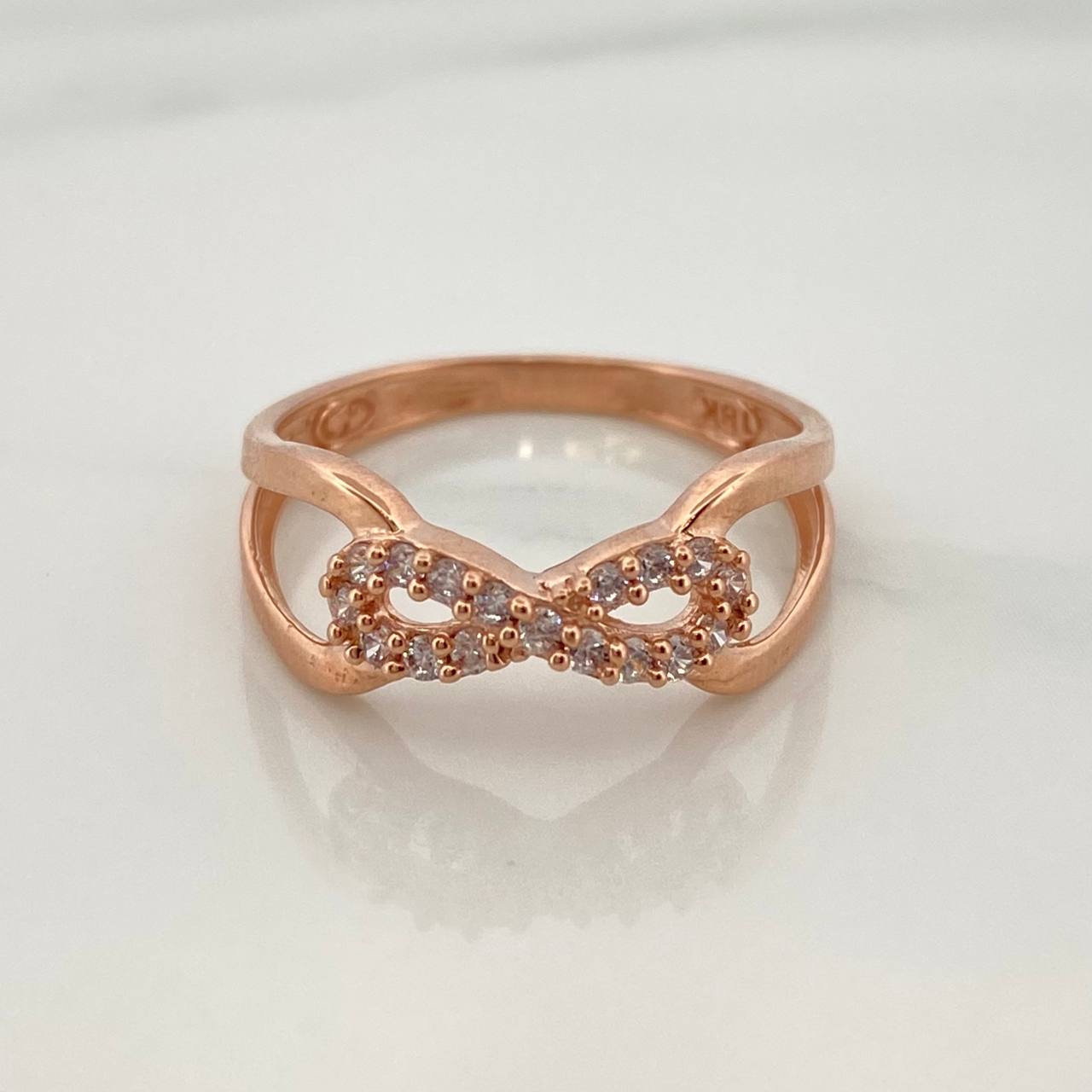 Anillo Infinito 1.95gr / T5 3/4 / Oro Rosa 18K %