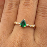 Anillo Solitario Gota 2.15gr / T7 / Oro Amarillo 18K %
