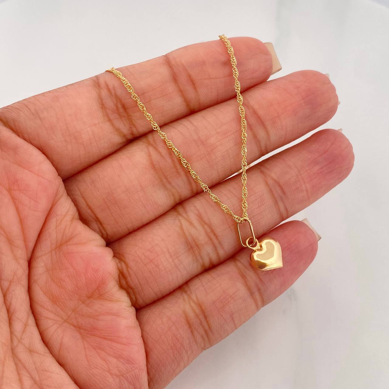 Set Cadena Singapur + Dije Corazon / 2.1 g / 45 cm Oro Amarillo 18K