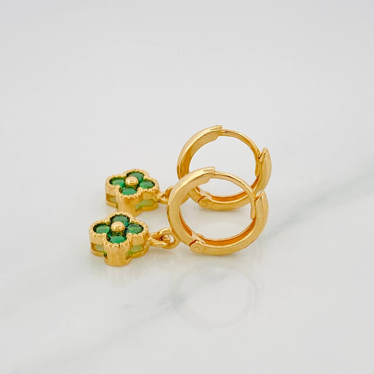 Candongas Trebol 3.35 g / 2 cm Oro Amarillo 18K