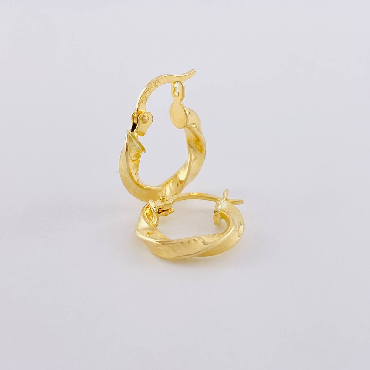 Candongas Clau 1.25 g / 2.5 cm Oro Amarillo 18K