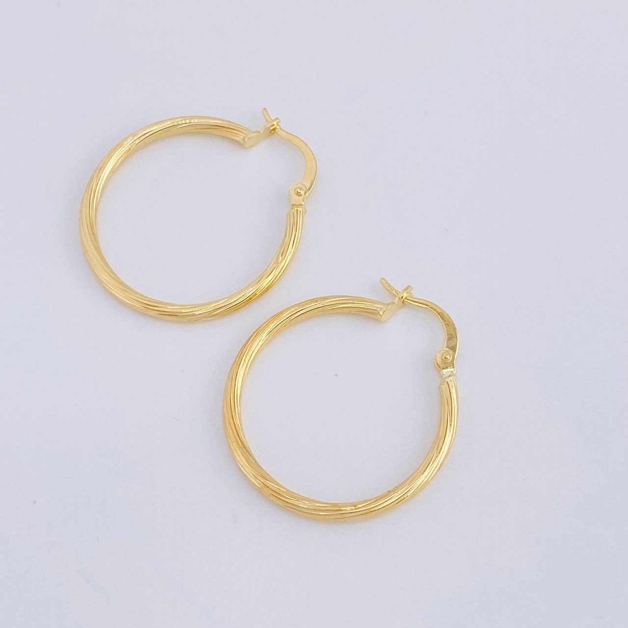 Candongas Arielle 1.6gr / 2.9cm / Oro Amarillo 18K