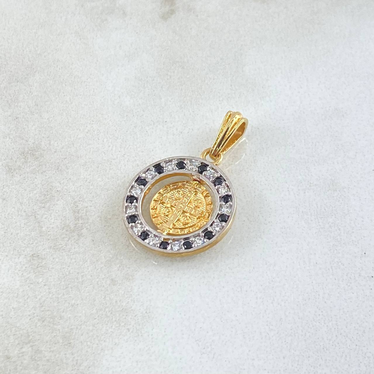 Dije San Benito En Aro Movil 2.1gr / 1.7cm / Circones Blancos Negros Oro Amarillo 18K ©