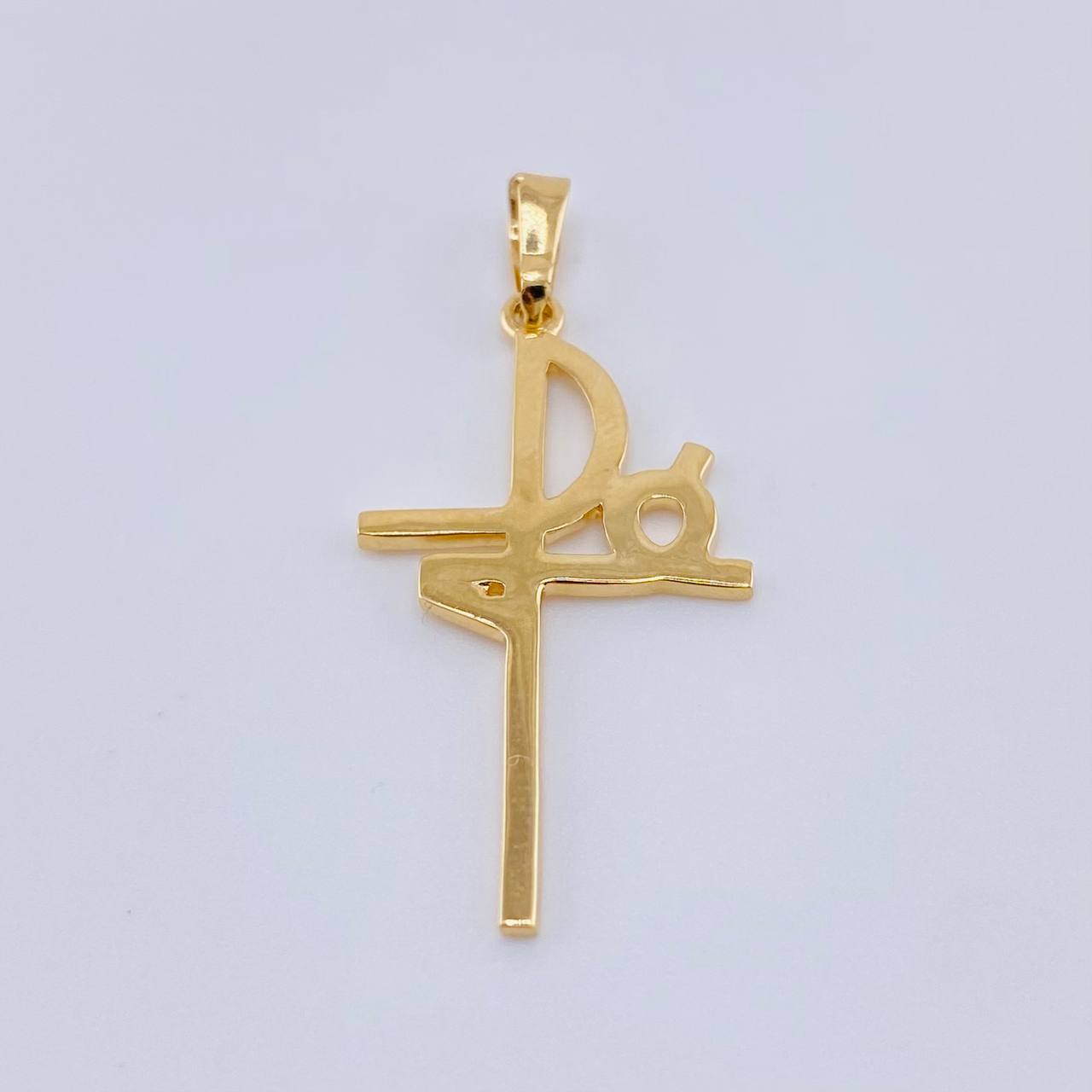 Dije Fe 1.3gr / 3.5cm / Oro Amarillo 18K