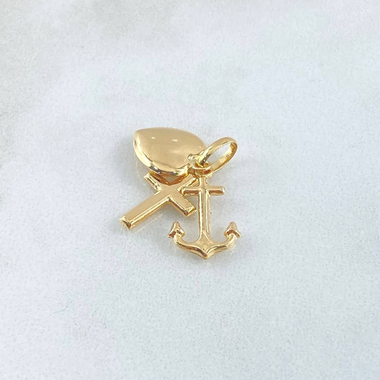 Dije Tres Gracias 0.8gr / 1.8cm / Oro Amarillo 18K &