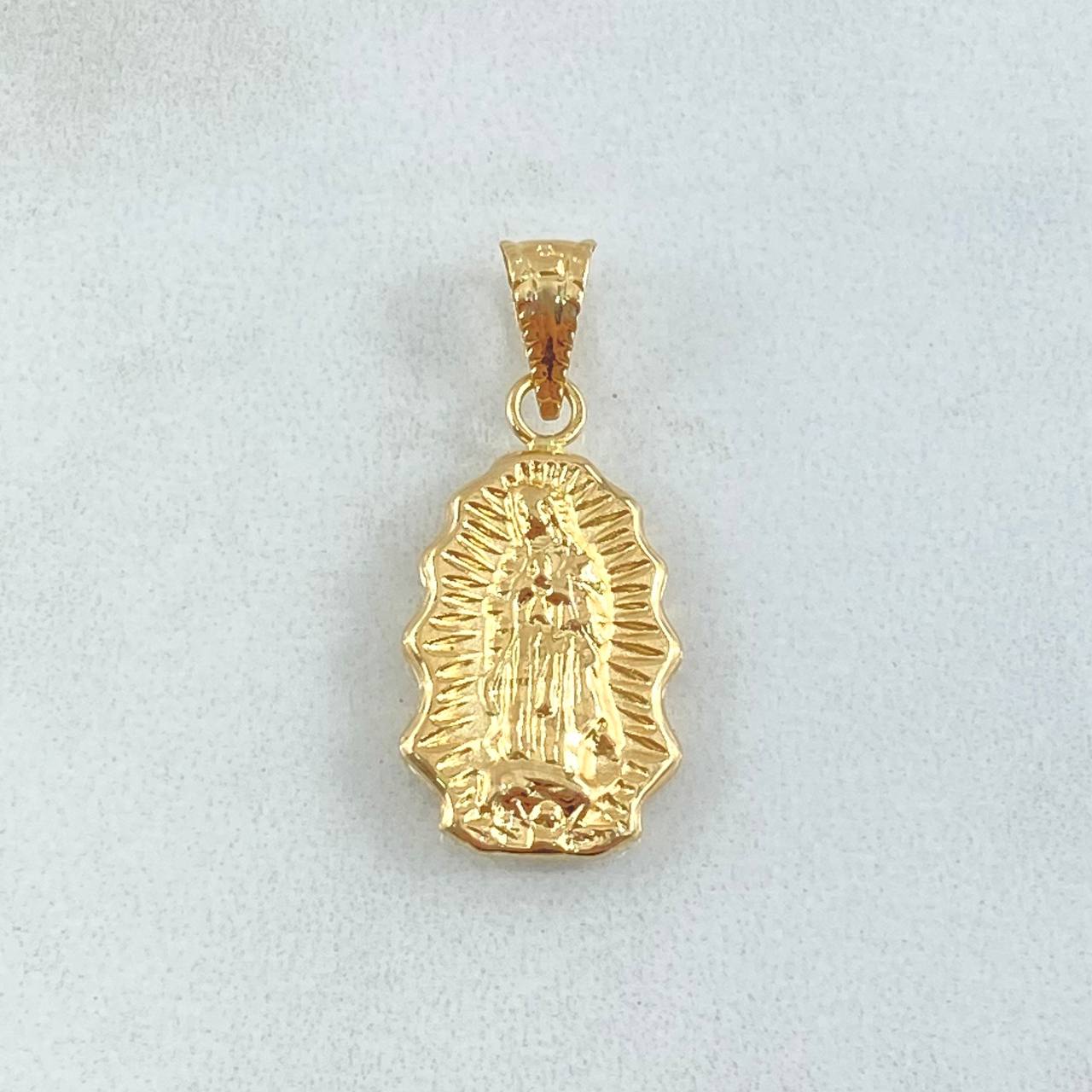 Dije Virgen Guadalupe Silueta Rallado 1.1gr / 2.5cm / Oro Amarillo 18K