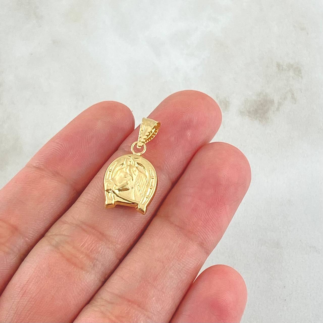 Dije Herradura Caballo 1.1gr / 2.5cm / Oro Amarillo 18K *