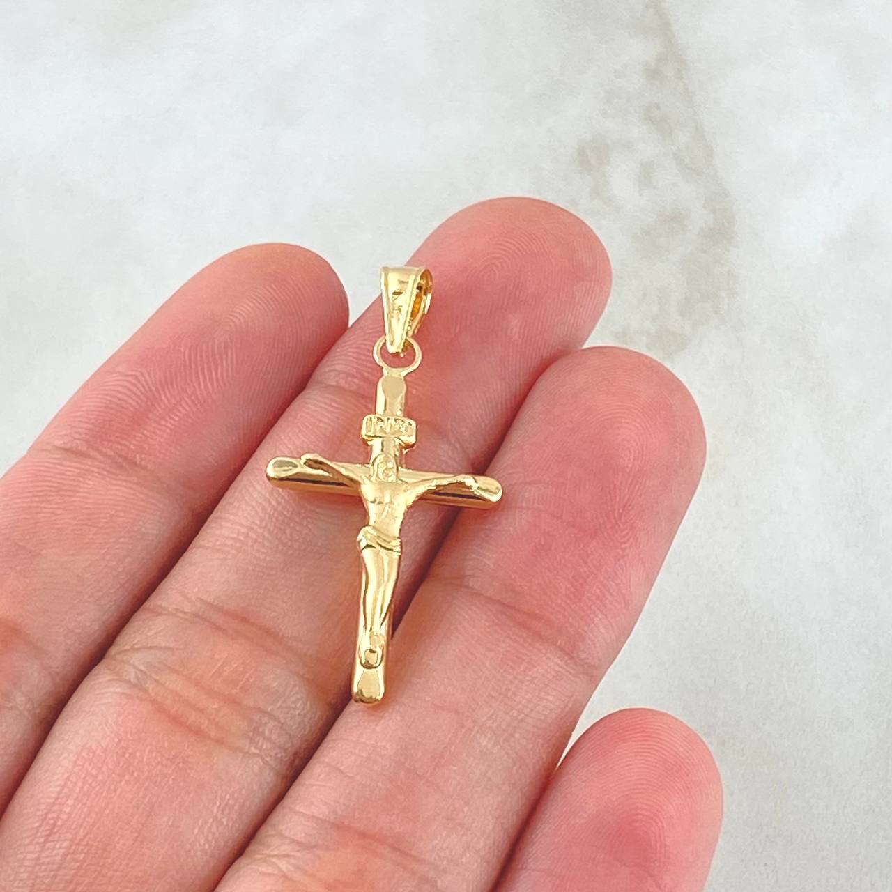 Dije Cruz Cristo 0.75gr / 2.7cm / Plana Lisa Oro Amarillo 18K *