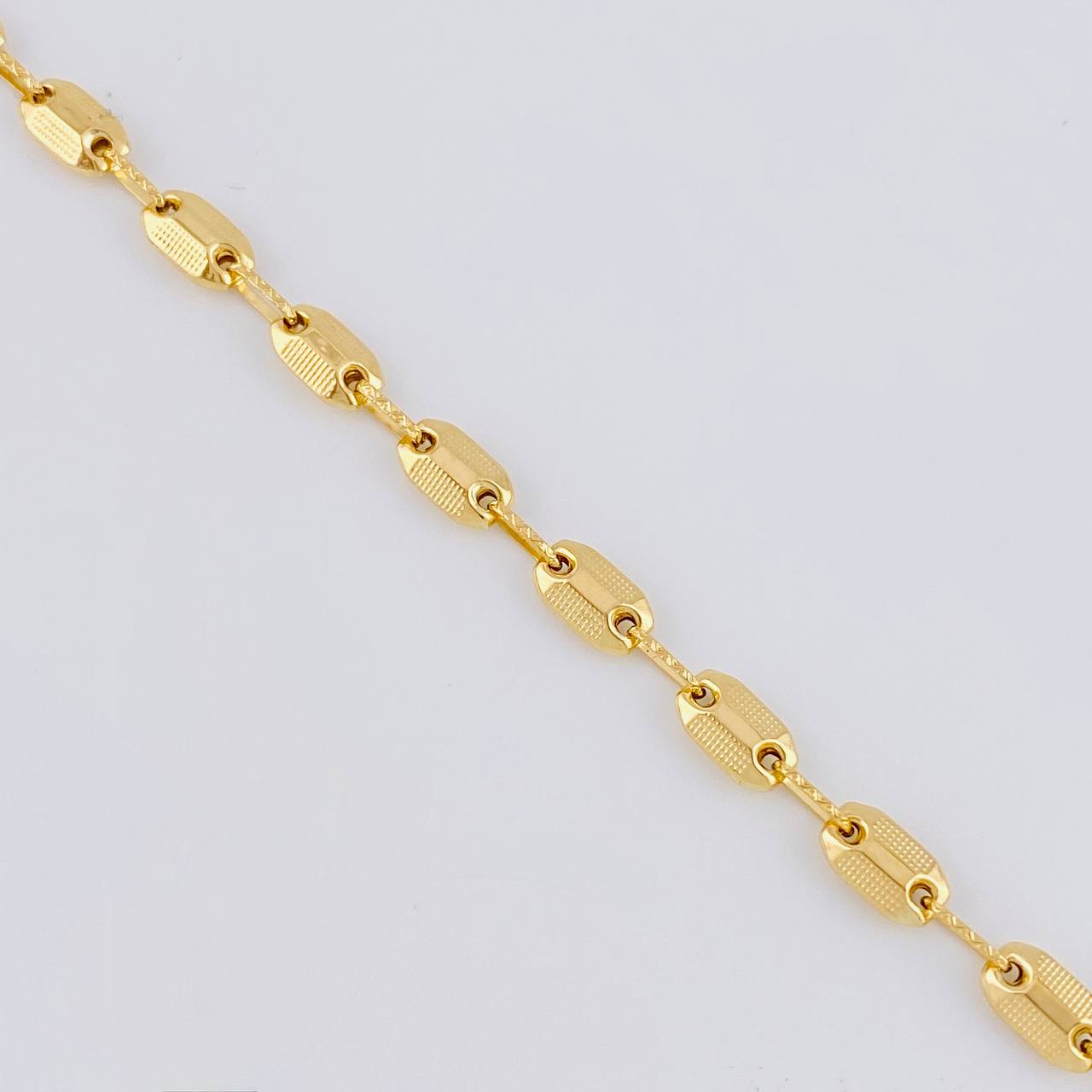 Tobillera Rustica Adije 4.65 g / 26.5 cm / 4.3 mm Oro Amarillo 18K