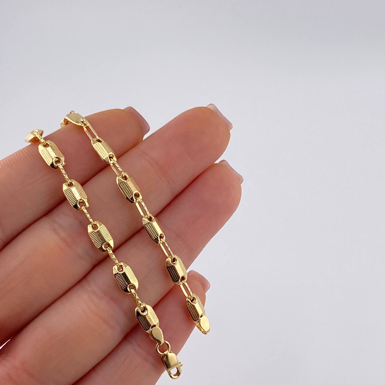 Tobillera Rustica Adije 4.65 g / 26.5 cm / 4.3 mm Oro Amarillo 18K