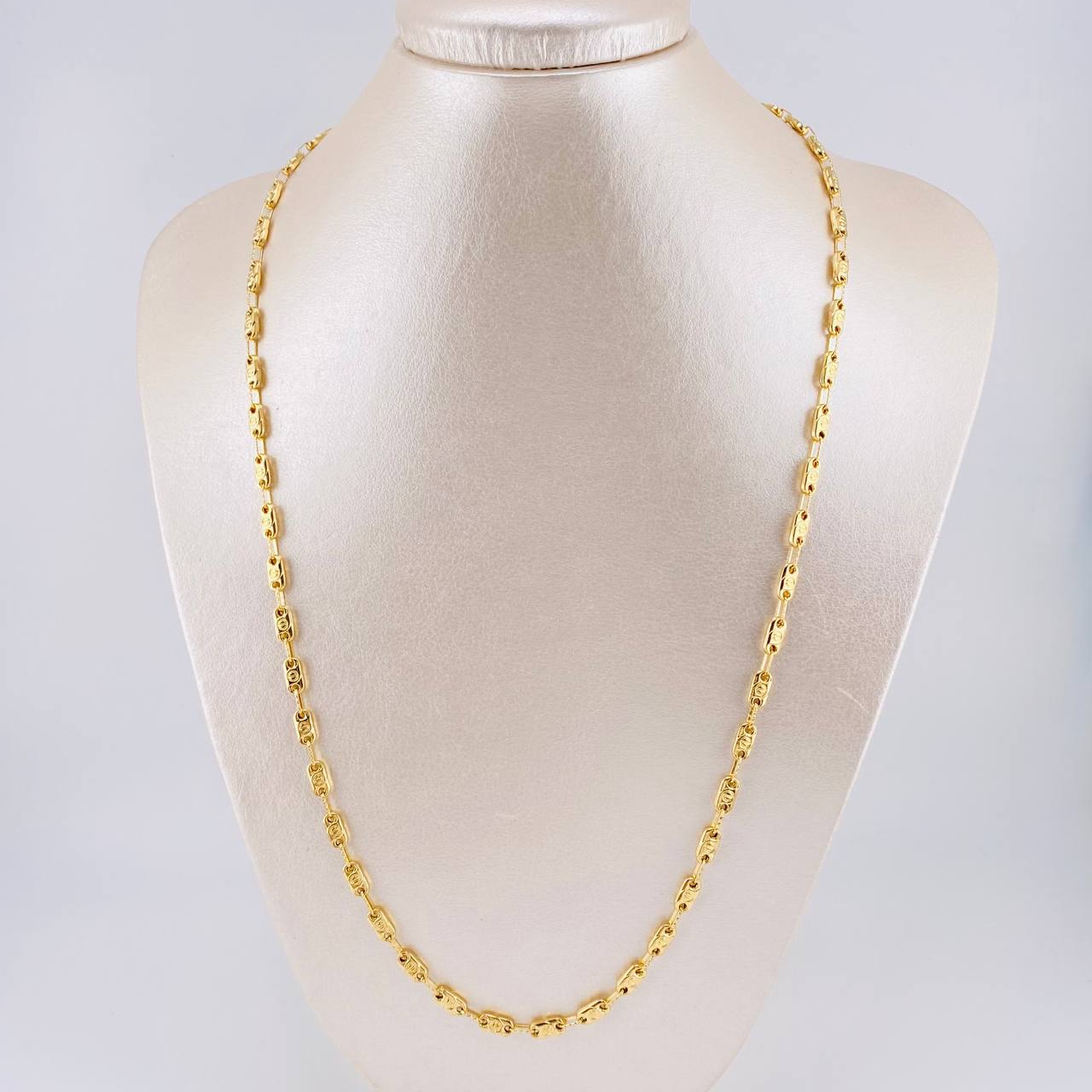 Cadena Rustica Tornillo Diamantado 9.65 g / 61.4 cm / 3.9 mm Oro Amarillo 18K