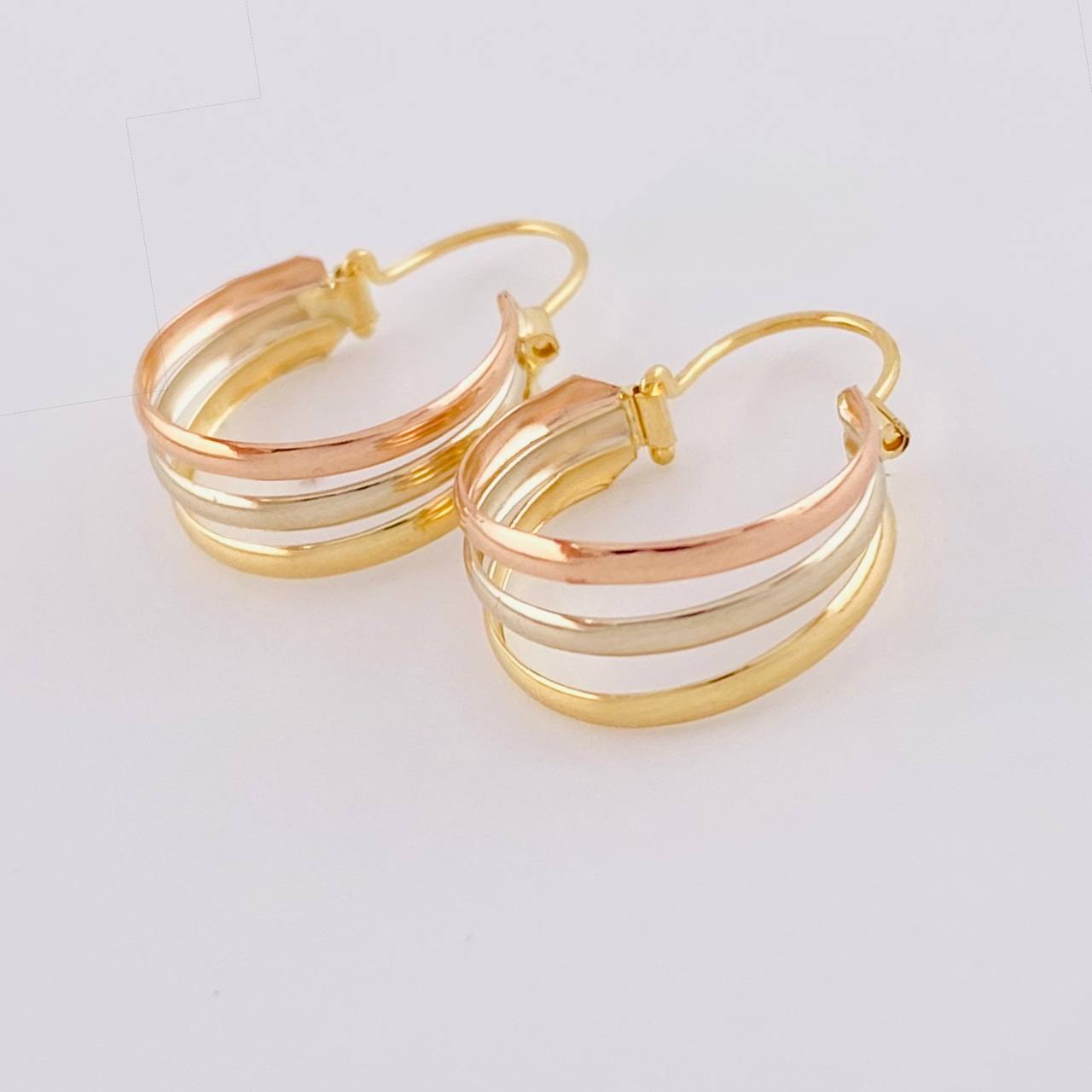 Candongas Ash Tres Lineas 1.2 g / 1.9 cm Tres Oros 18K
