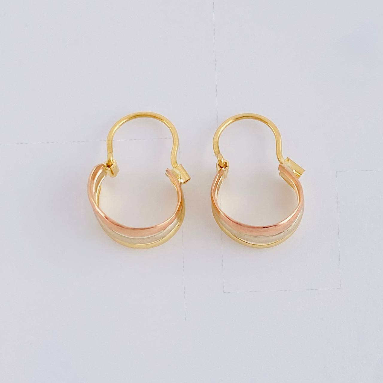 Candongas Ash Tres Lineas 0.85 g / 1.4 cm Tres Oros 18K