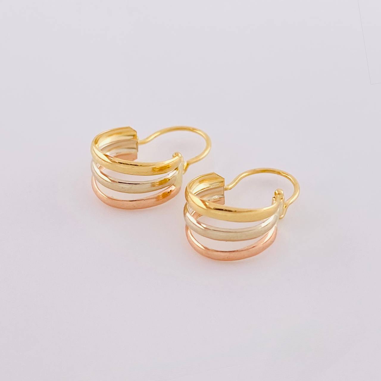 Candongas Ash Tres Lineas 0.85 g / 1.4 cm Tres Oros 18K