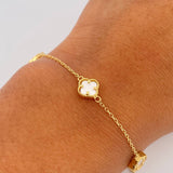 Pulso Aro Seguido Trebol 2.75gr / 18.6cm-19.9cm / 0.7mm Nacar Blanco Oro Amarillo +4 18K $