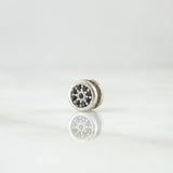 Herraje Sello Flor 0.75gr / 6mm Circones Blancos Negros Oro Blanco 18K *