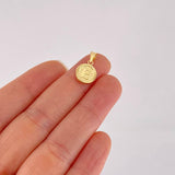 Dije Letra E Marco Bordeado 0.55g / 1.7cm Oro Amarillo 18K