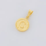 Dije Letra C Marco Bordeado 0.55g / 1.7cm Oro Amarillo 18K