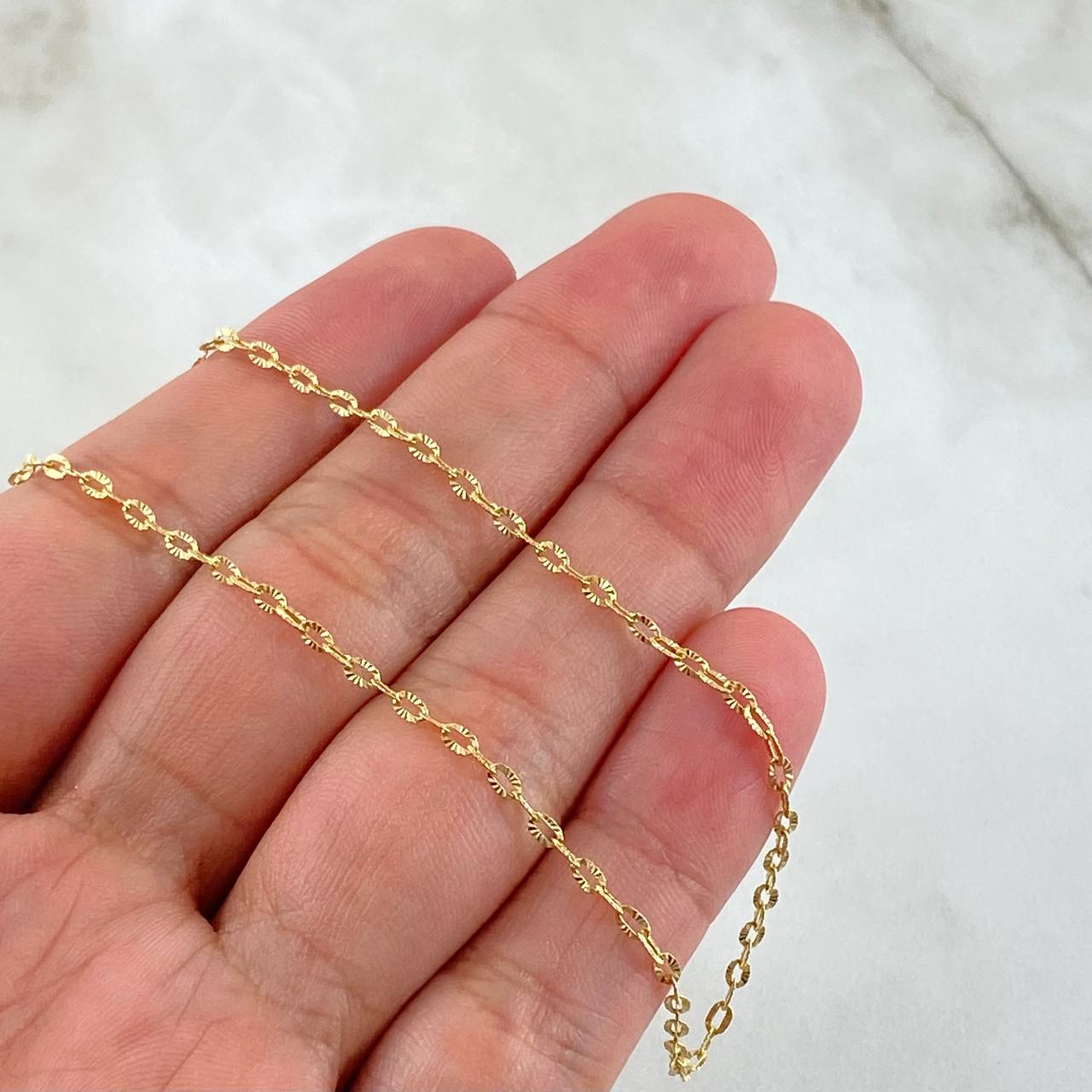 Cadena Aro Seguido 1.9gr / 45cm / Oro Amarillo +3 18K