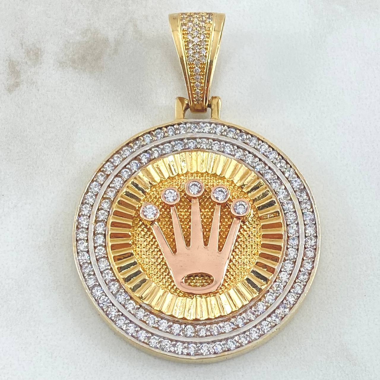 Dije Corona Rx 38.95gr / 5.8cm / Dos Oros Amarillo Blanco 18K ©