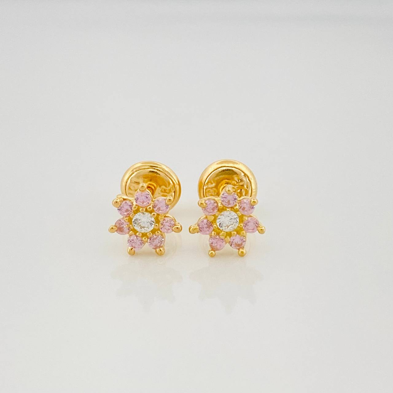 Topos Flor 0.95 g / 6.6 mm Oro Amarillo 18K