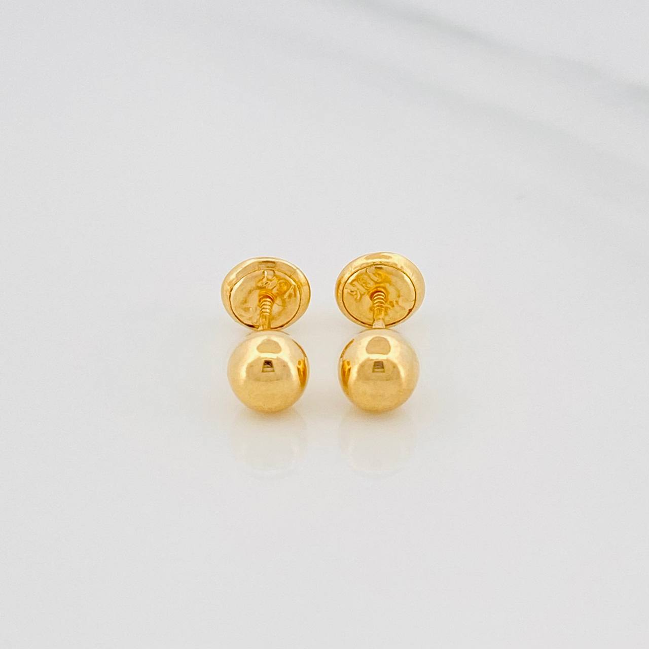 Topos Bola Lisa 0.6 g / 5 mm Oro Amarillo 18K