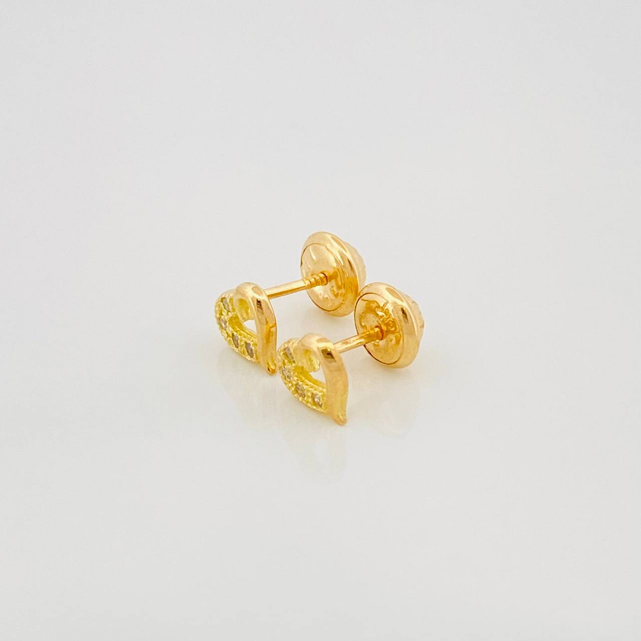 Topos Silueta Corazón 0.85 g / 5.8 mm Oro Amarillo 18K