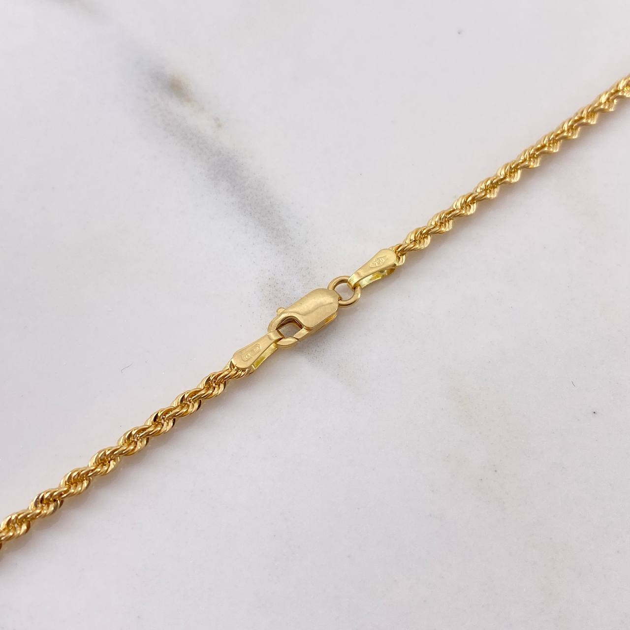 Cadena Lazo 3.9gr / 60cm / 1.9mm Oro Amarillo +3 18K &