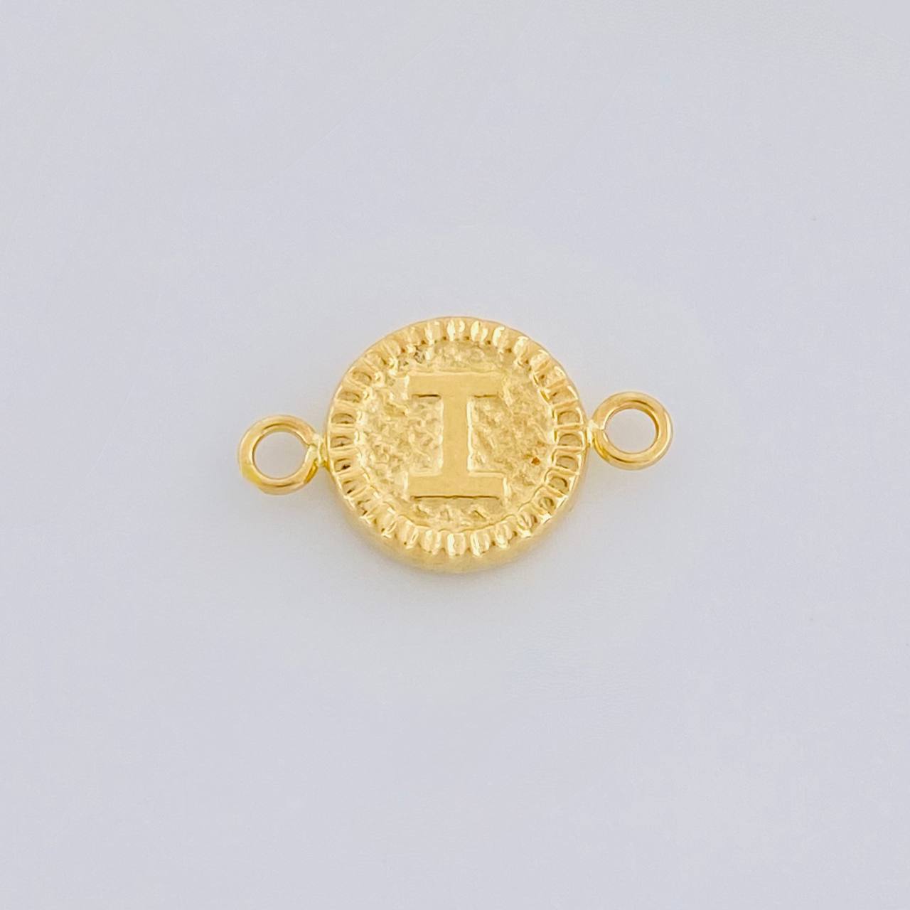 Herraje Letra I Marco Bordeado 0.55g / 1.7cm Oro Amarillo 18K
