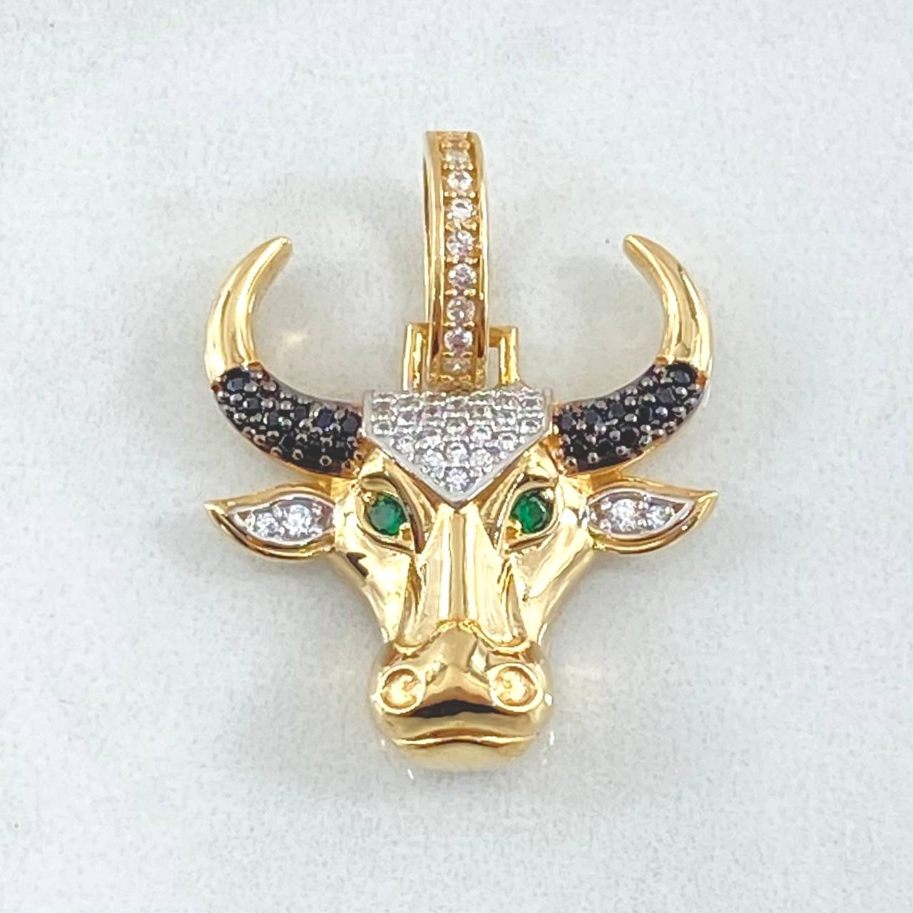 Dije Toro 5.4gr / 2.9cm-Oro 18K