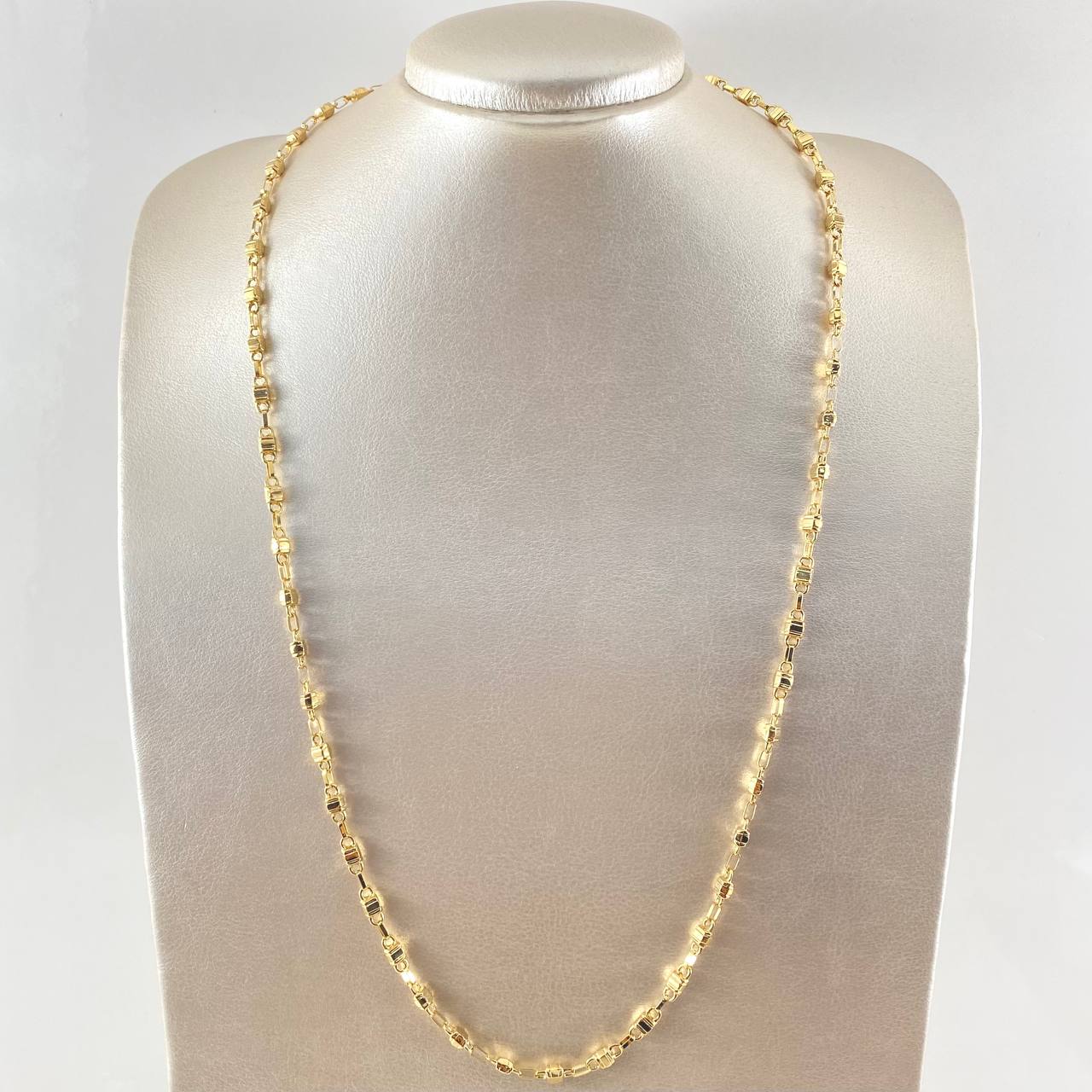 Cadena Rustica Cubos 12.45gr / 65cm / Oro Amarillo 18K ©