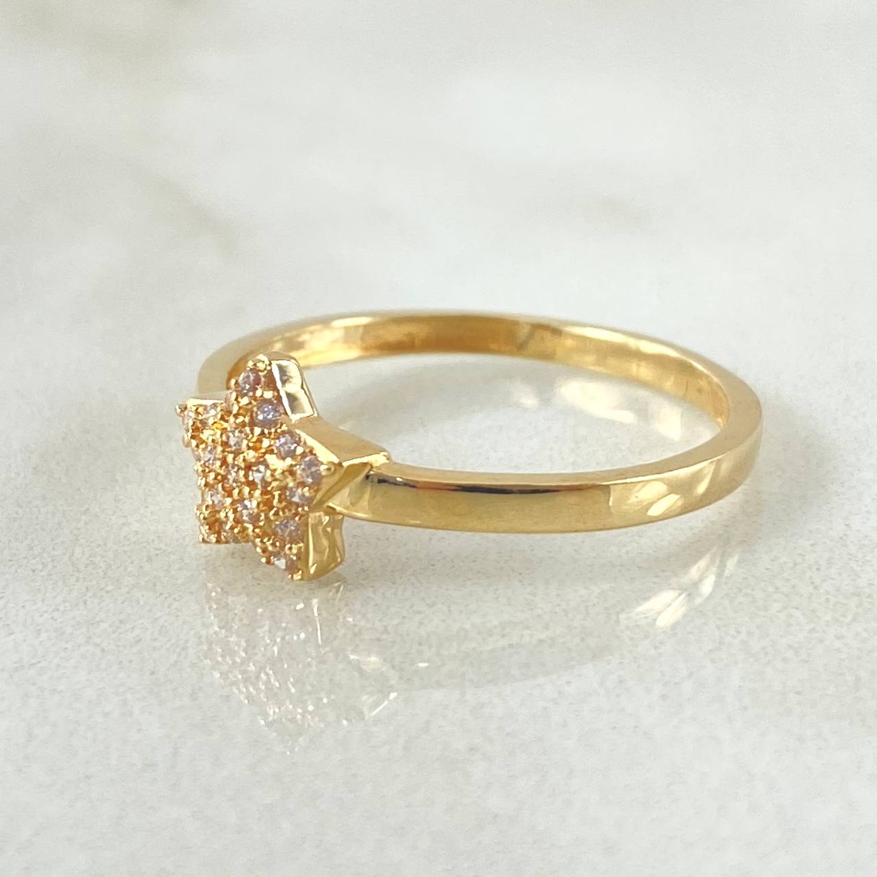 Anillo Estrella 1.9gr / T8 / Oro Amarillo 18K ©