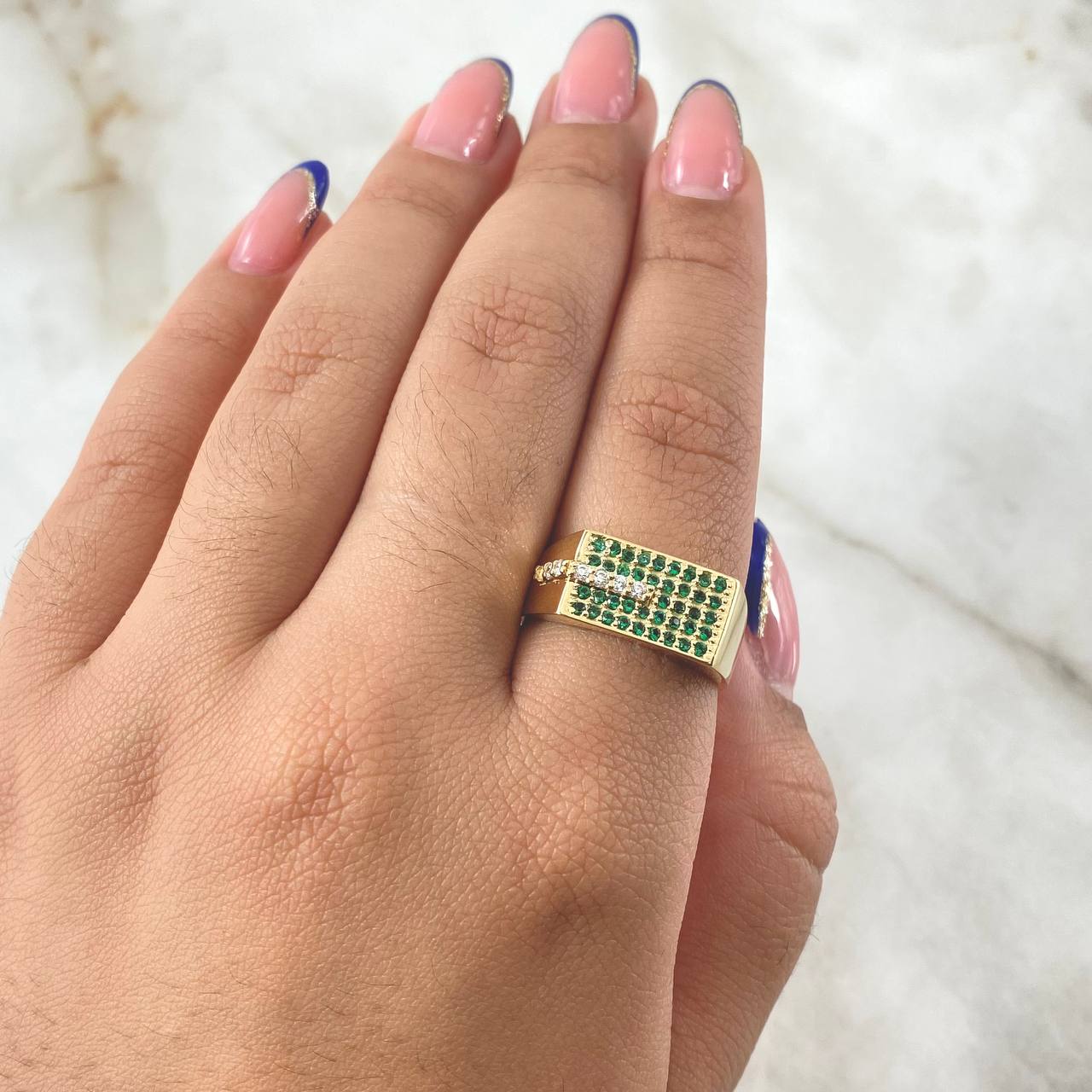 Anillo Hebilla En Recuadro 5.65gr / T9 3/4 / Oro Amarillo 18K