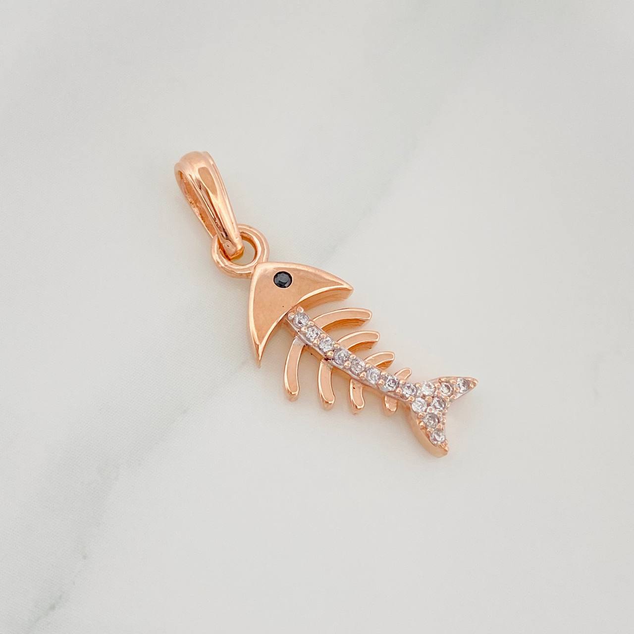 Dije Pez Espinas 1.75 g / 2.5 cm Oro Rosa 18K