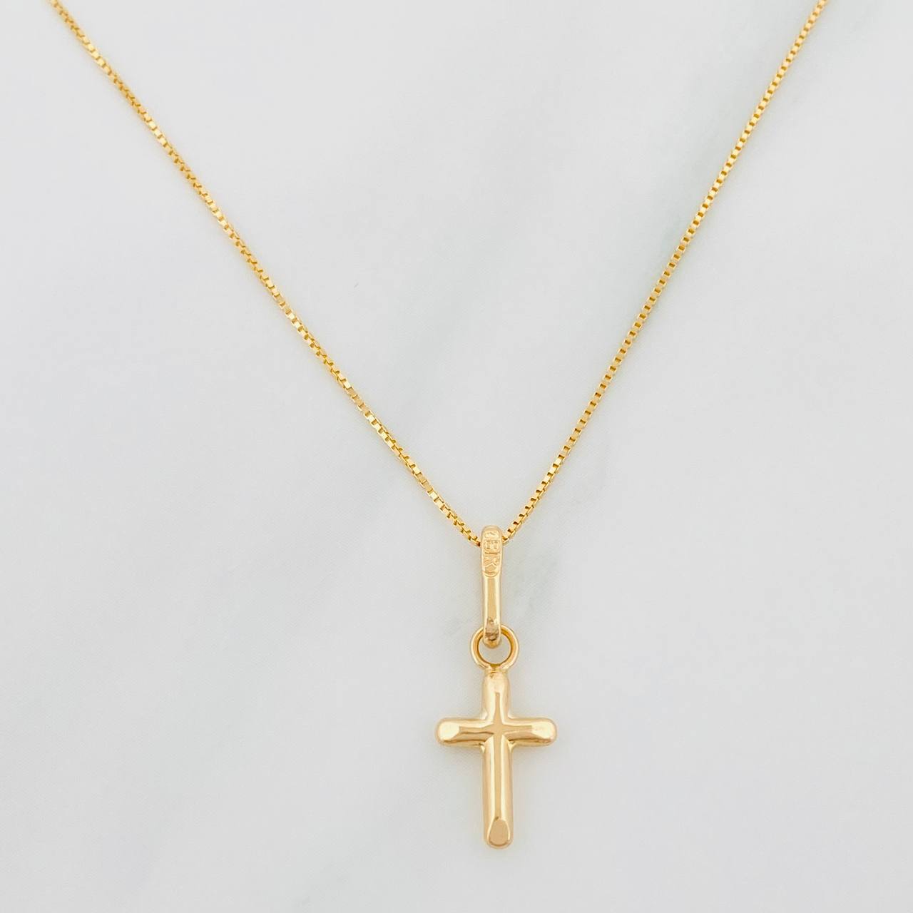 Set Cadena Veneciana + Dije Cruz / 1.4 g / 45.5 cm Oro Amarillo 18K