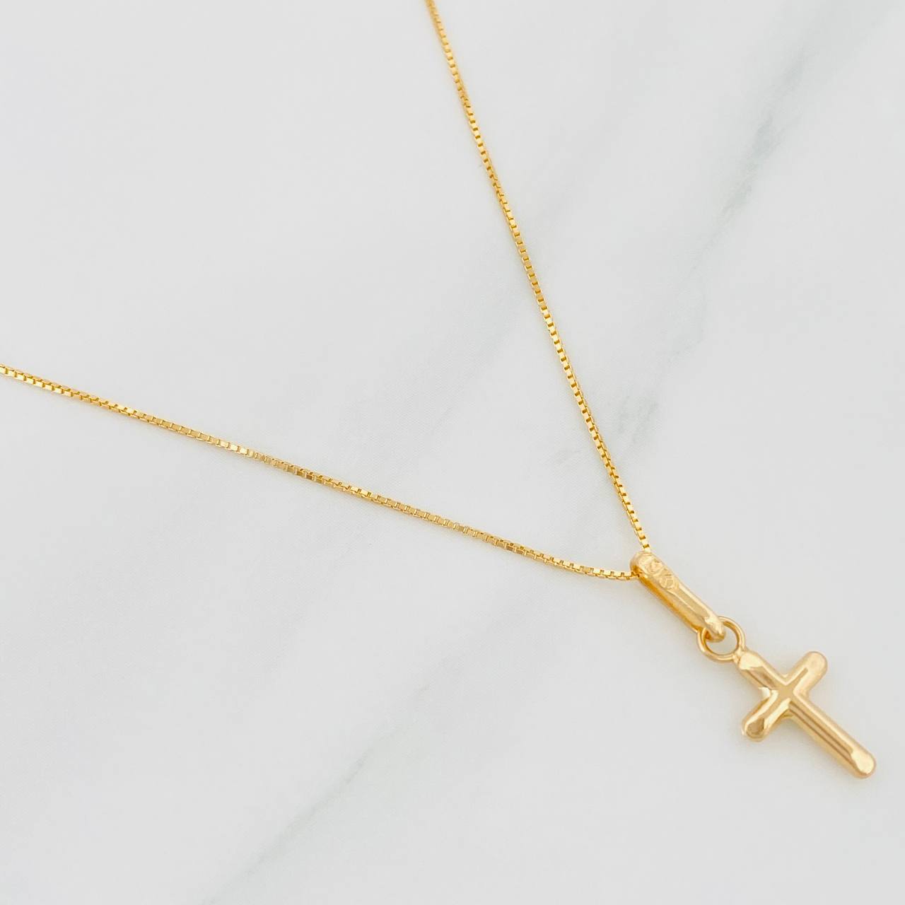 Set Cadena Veneciana + Dije Cruz / 1.4 g / 45.5 cm Oro Amarillo 18K