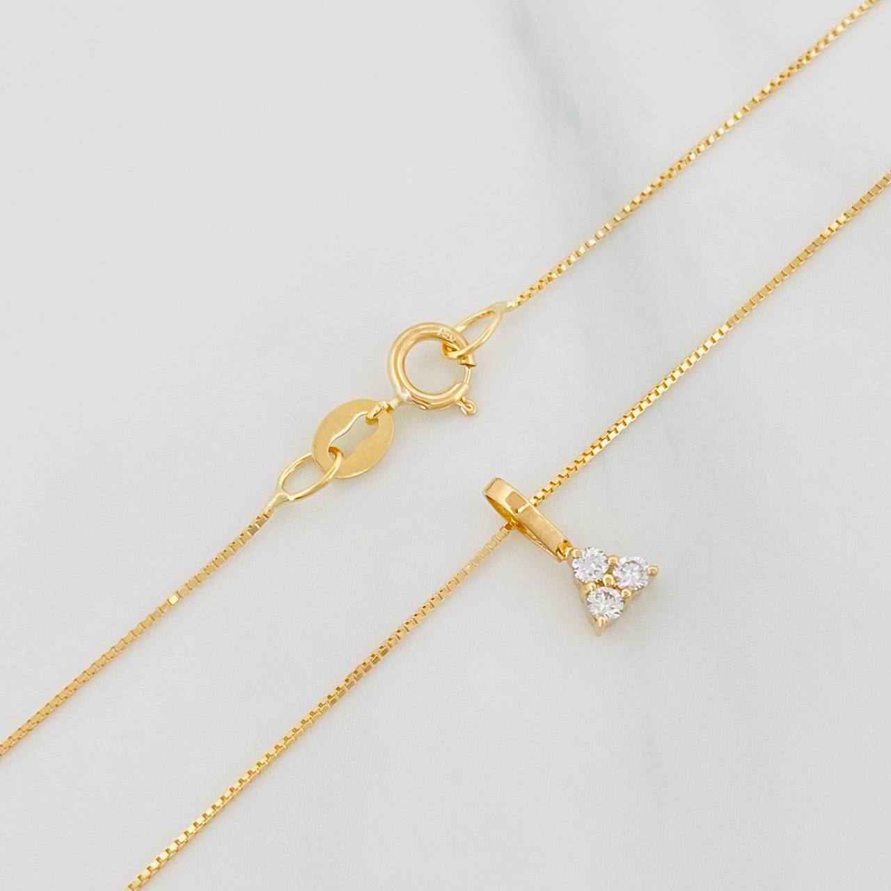 Set Cadena Veneciana + Dije Trebol Diamantes 6Pts / 1.2 g / 45 cm Oro Amarillo 18K