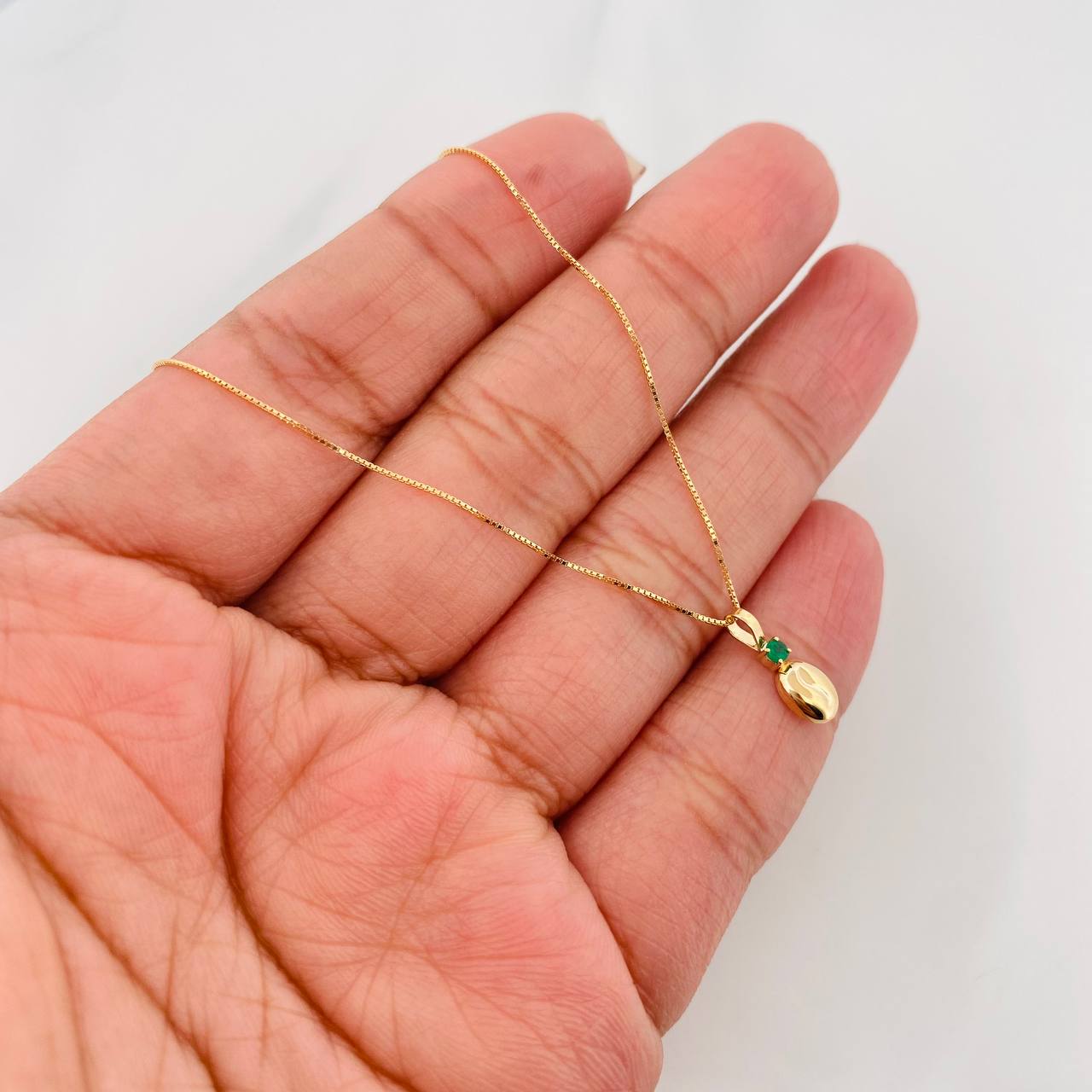 Set Cadena Veneciana + Dije Grano Cafe Esmeralda 03Pts / 1.25 g / 50 cm Oro Amarillo 18K