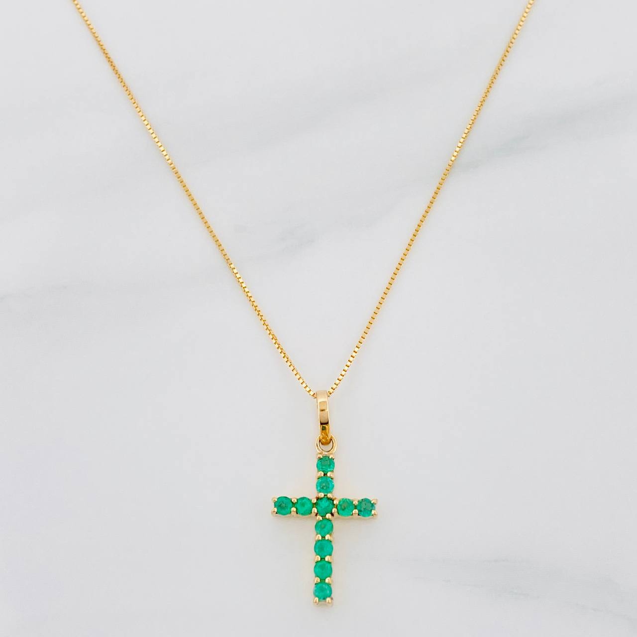 Set Cadena Veneciana + Dije Cruz Esmeralda 19Pts / 1.85 g / 50 cm Oro Amarillo 18K